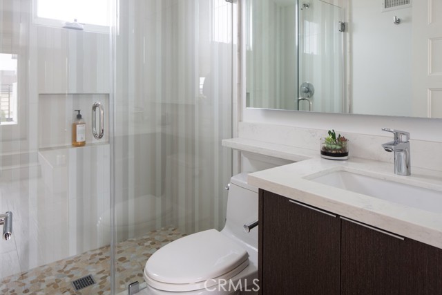 Detail Gallery Image 16 of 22 For 617 Poppy Ave, Corona Del Mar,  CA 92625 - 3 Beds | 3/1 Baths