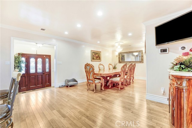 Detail Gallery Image 3 of 16 For 19530 Enadia, Reseda,  CA 91335 - 3 Beds | 2 Baths