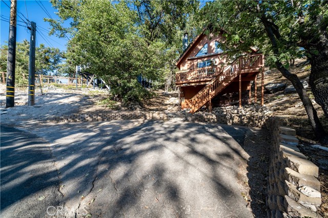 Detail Gallery Image 2 of 32 For 33411 Music Camp Rd, Running Springs,  CA 92382 - 1 Beds | 1 Baths