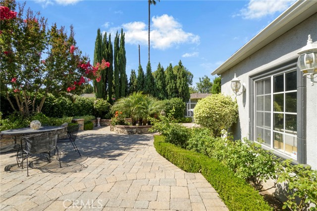 Detail Gallery Image 4 of 23 For 14542 Otsego, Sherman Oaks,  CA 91403 - 4 Beds | 4 Baths