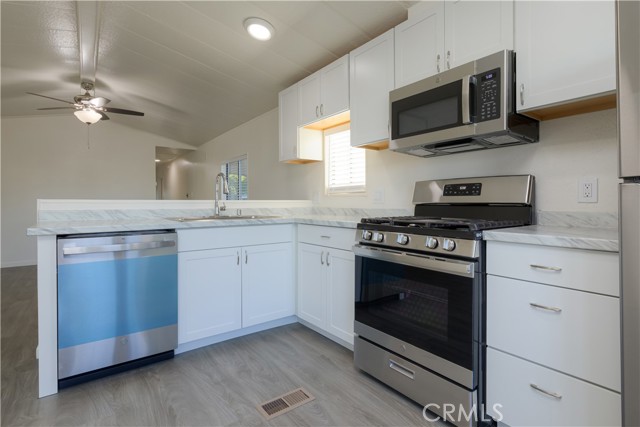 Image 11 of 31 For 1047 14th  