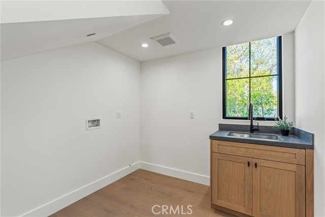 Detail Gallery Image 51 of 51 For 5258 Lemona Ave, Sherman Oaks,  CA 91411 - 4 Beds | 5 Baths