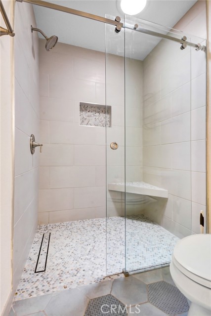 42297 Sultan Avenue, Palm Desert CA: https://media.crmls.org/medias/42fd2bf3-5259-4a36-883b-35727325f600.jpg