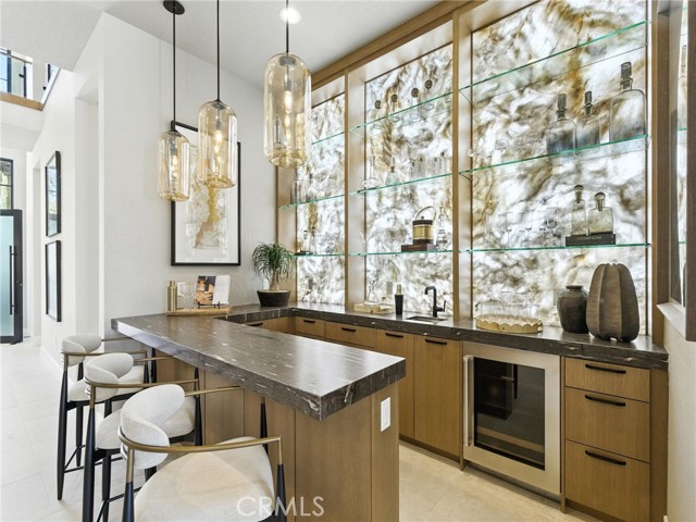 Image 2 of 52 For 533 Big Sur  