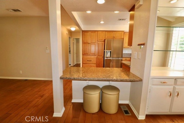 property-img