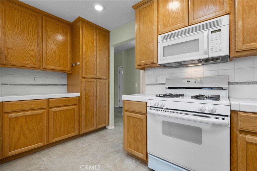 917 Saint Ann