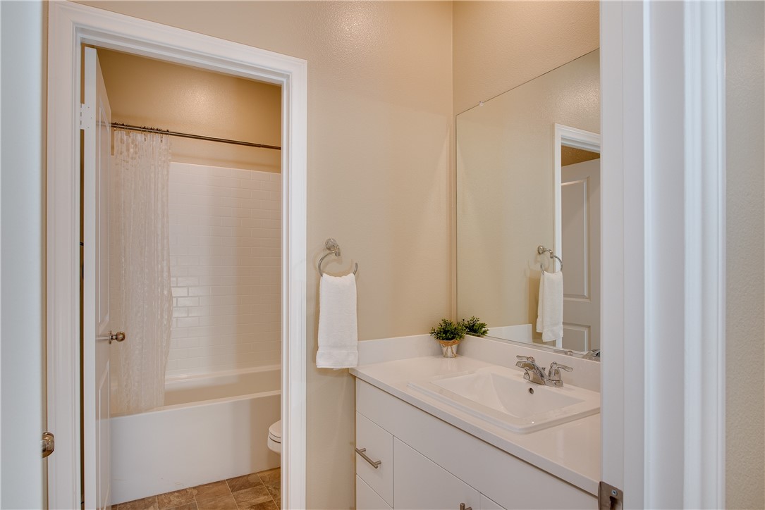 Detail Gallery Image 28 of 43 For 30760 Singletree, Homeland,  CA 92548 - 5 Beds | 3/1 Baths