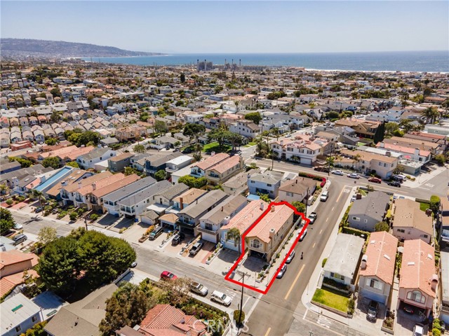 1147 Stanford Avenue, Redondo Beach, California 90278, 3 Bedrooms Bedrooms, ,2 BathroomsBathrooms,Residential,Sold,Stanford,SB22095933