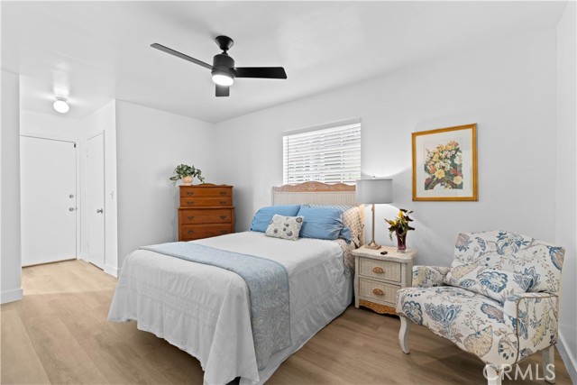 Detail Gallery Image 9 of 19 For 874 W 33rd Way, Long Beach,  CA 90806 - 3 Beds | 2 Baths