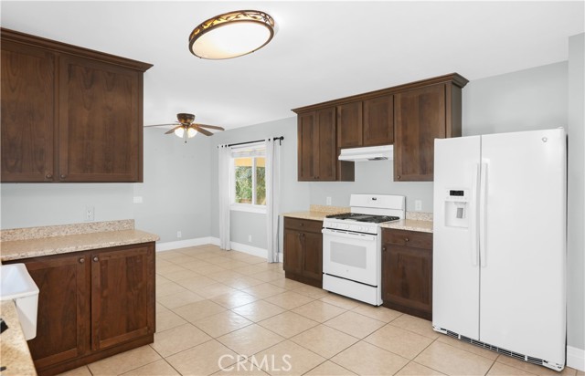 Detail Gallery Image 14 of 31 For 405 S Devon, Orange,  CA 92868 - 3 Beds | 1 Baths