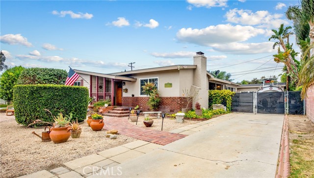 2411 Chatwin Ave, Long Beach, CA 90815