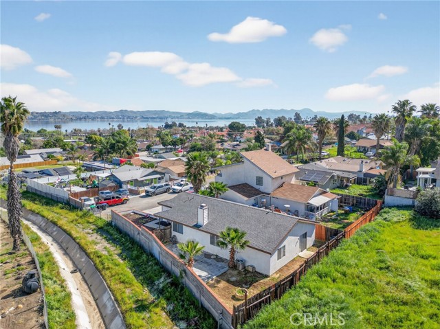 Detail Gallery Image 25 of 31 For 15505 Shadow Mountain Ln, Lake Elsinore,  CA 92530 - 3 Beds | 2 Baths