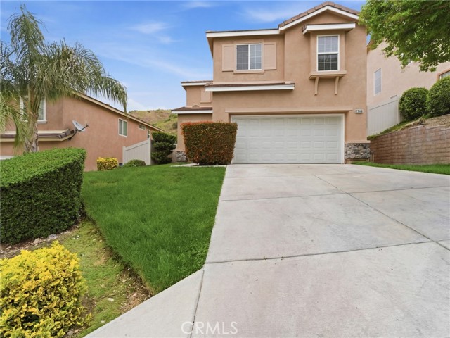 Detail Gallery Image 2 of 36 For 29436 Shannon Ct, Canyon Country,  CA 91387 - 4 Beds | 2/1 Baths