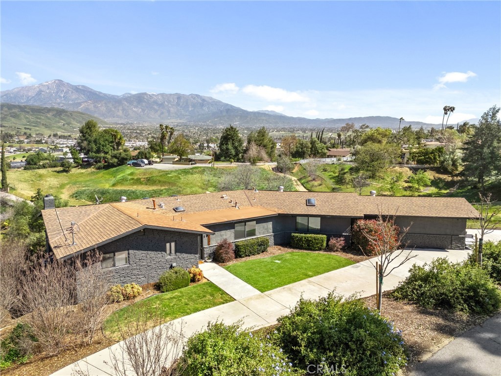31397 Mesa Drive