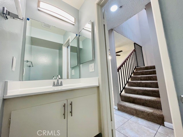 Detail Gallery Image 10 of 24 For 17181 Elm St #2,  Huntington Beach,  CA 92647 - 2 Beds | 1 Baths