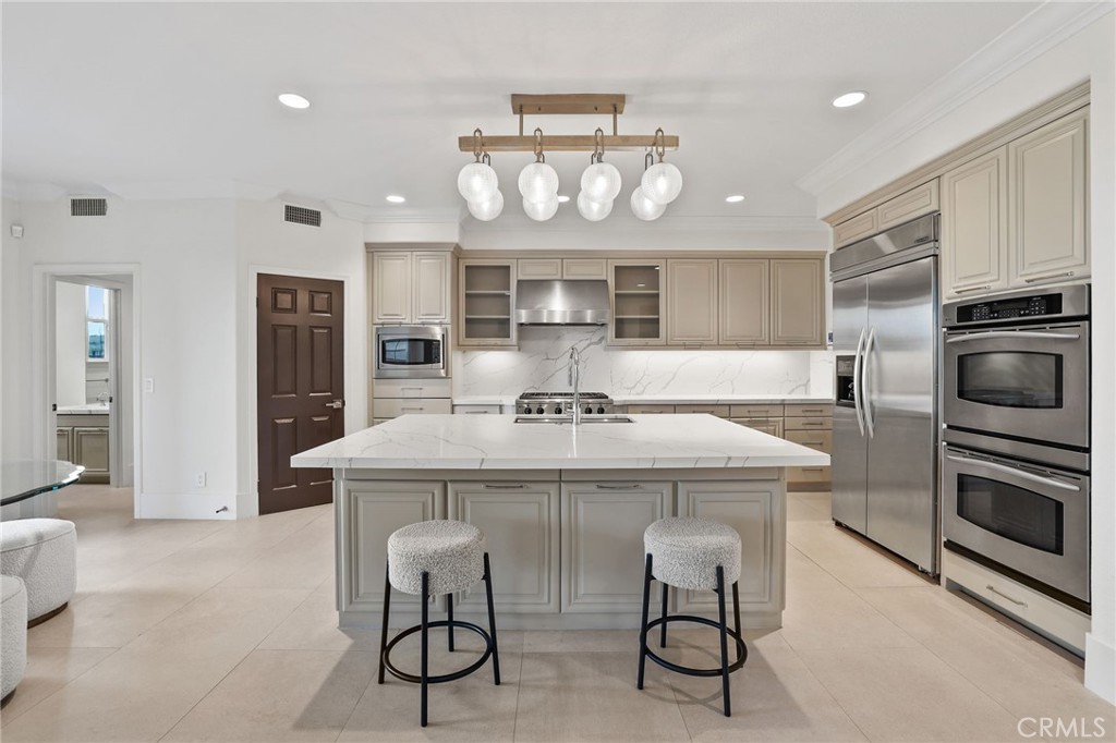 MLS #OC25222504 image #20