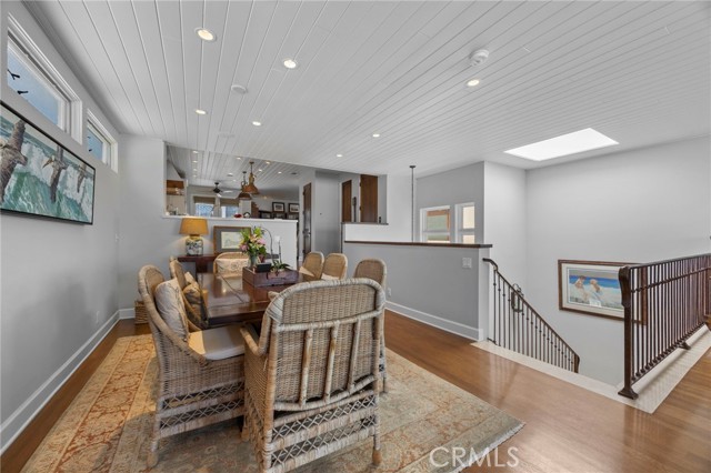 2326 The Strand, Hermosa Beach CA: https://media.crmls.org/medias/43049b21-ca85-4c58-9561-20ef8993c974.jpg