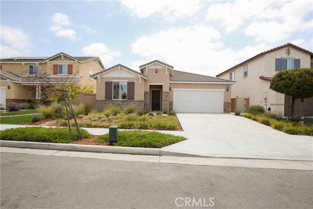 Detail Gallery Image 2 of 32 For 29896 Alisal Ct, Menifee,  CA 92584 - 3 Beds | 2/1 Baths