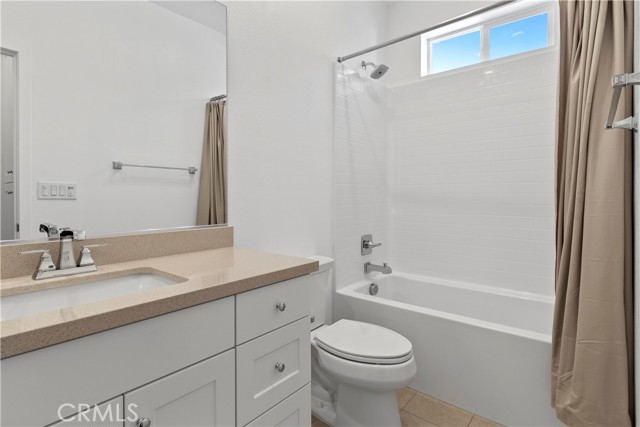 Detail Gallery Image 13 of 16 For 257 N Magnolia Ave #5,  Anaheim,  CA 92801 - 4 Beds | 3/1 Baths