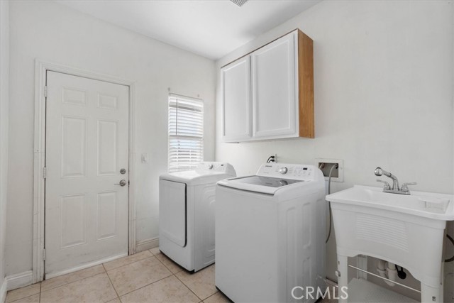 Detail Gallery Image 12 of 30 For 15833 Sago, Apple Valley,  CA 92307 - 4 Beds | 3 Baths