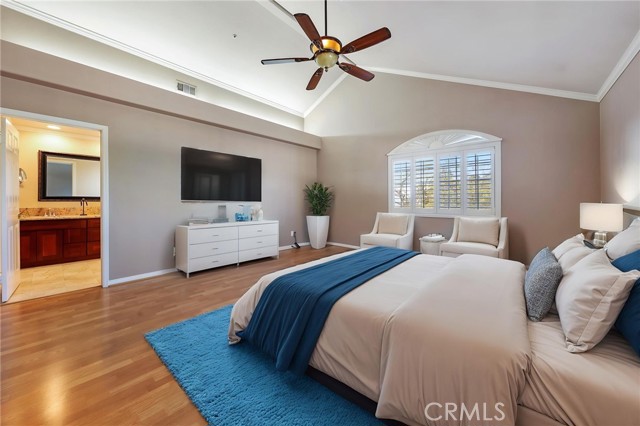 Detail Gallery Image 21 of 59 For 99 W Grandview Ave, Sierra Madre,  CA 91024 - 5 Beds | 4 Baths
