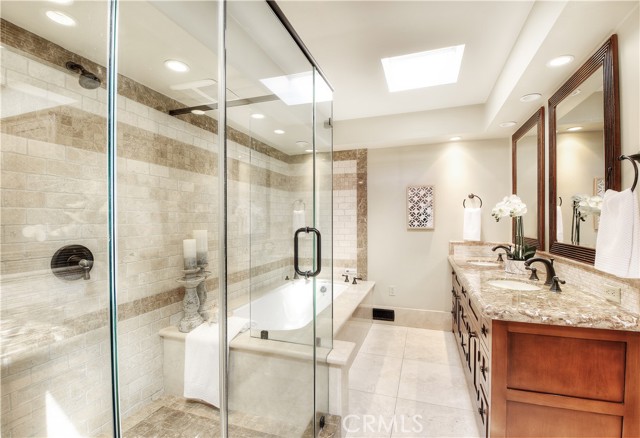 405 Calle Alicia, San Clemente CA: https://media.crmls.org/medias/43057492-426e-4384-bd38-55f2bae42ade.jpg