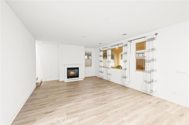 Detail Gallery Image 10 of 46 For 32189 Dymondia Way, Temecula,  CA 92591 - 4 Beds | 2/1 Baths