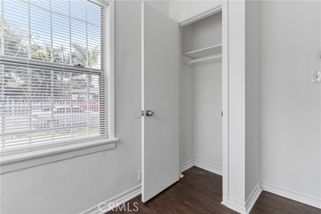 2227 E 112th Street, Los Angeles CA: https://media.crmls.org/medias/4306a029-dcd6-4e03-8328-520238efc136.jpg