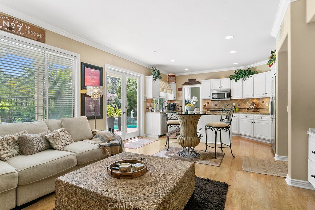 MLS #OC25250506 image #5