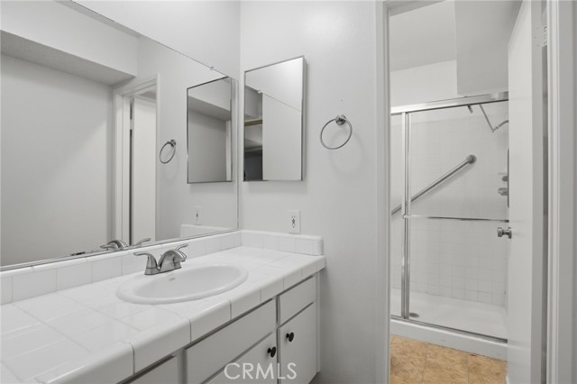 5400 Lindley Avenue, 121 photo 22