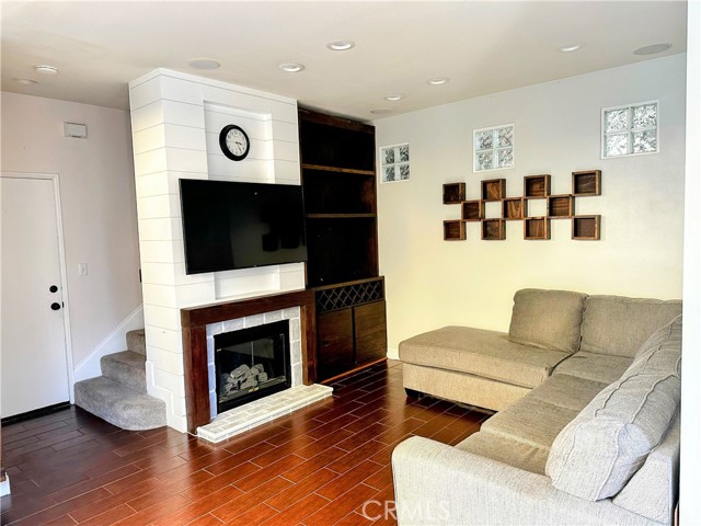 40 Calle De Vida, Rancho Santa Margarita, CA, 92688 40 Calle De Vida, Rancho Santa Margarita, CA, 92688