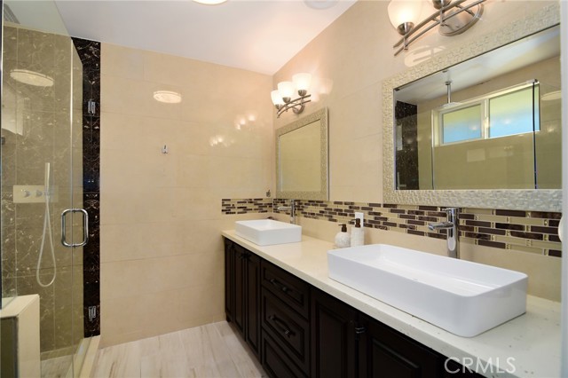 Detail Gallery Image 27 of 42 For 6508 Moorcroft Ave, Woodland Hills,  CA 91303 - 5 Beds | 3/1 Baths