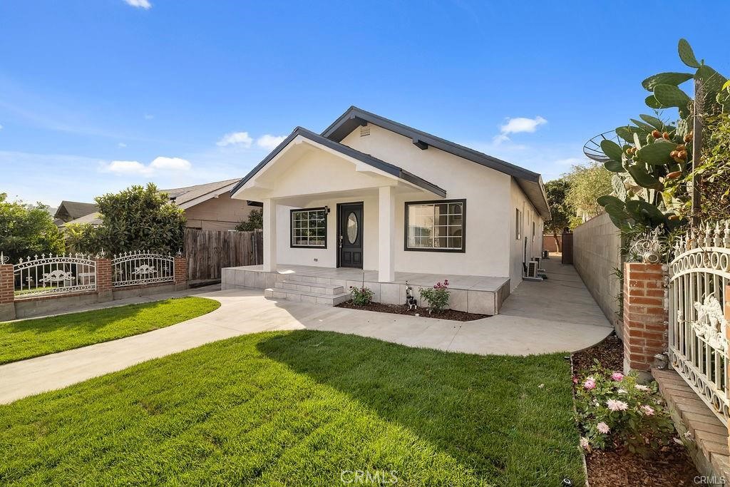 3343 Roseview Avenue