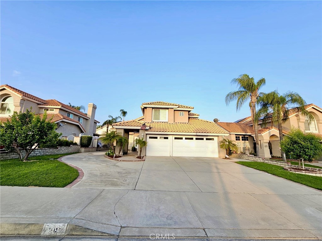 7367 Mountain Laurel Dr