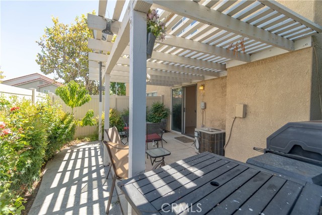 Detail Gallery Image 31 of 43 For 1150 San Marino Ct #103,  Corona,  CA 92881 - 3 Beds | 2/1 Baths