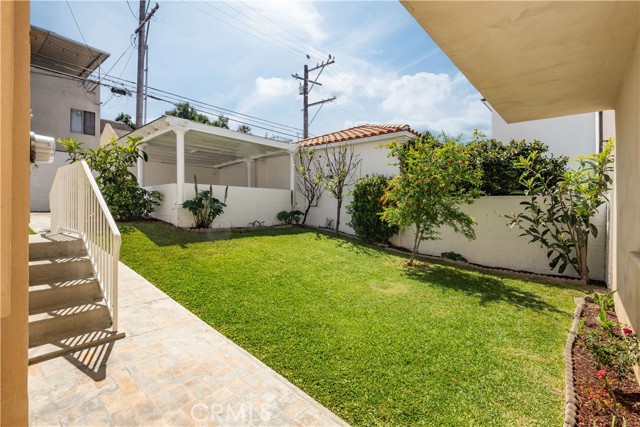 608 Knob Hill Avenue, Redondo Beach, California 90277, 3 Bedrooms Bedrooms, ,2 BathroomsBathrooms,Residential,For Sale,Knob Hill,SB26073677
