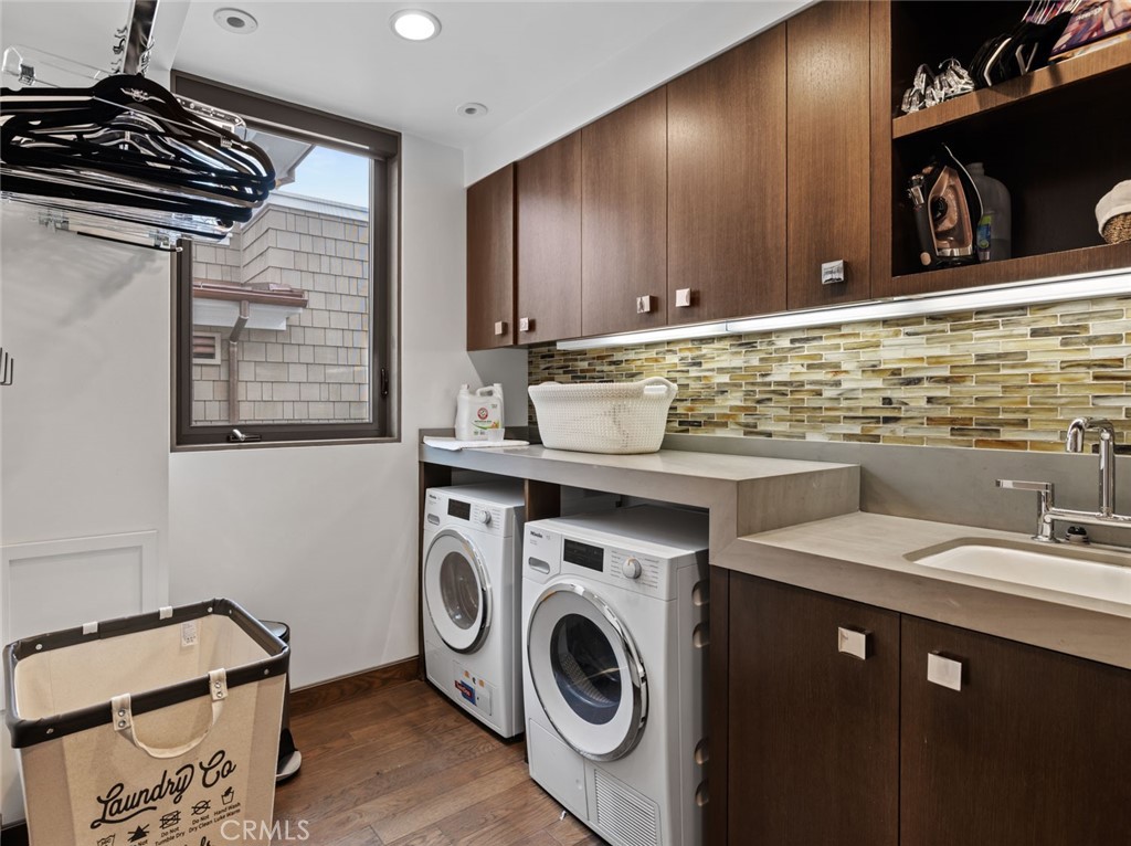 430a8533 D7ef 4c7e 85f4 E8bb9d6314d4