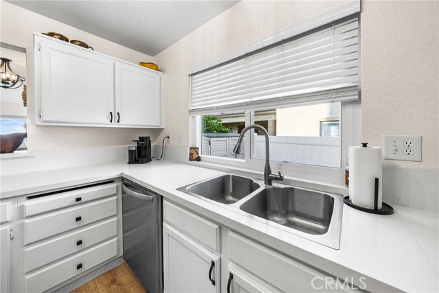 Detail Gallery Image 15 of 38 For 19 Calle Sol #49,  San Clemente,  CA 92672 - 3 Beds | 2/1 Baths