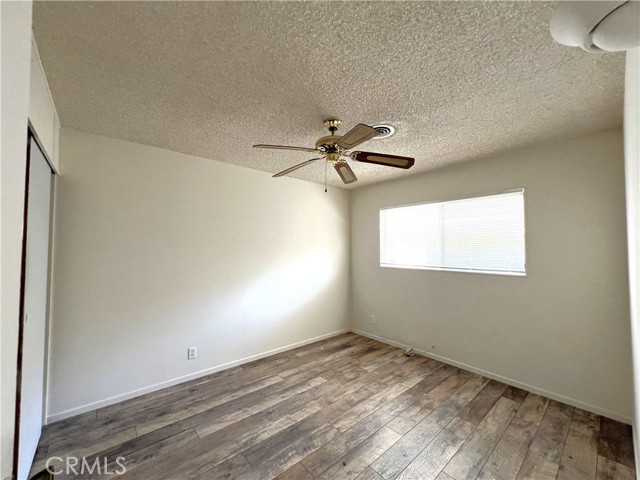 8940 Comet Circle, Westminster CA: https://media.crmls.org/medias/430abaa4-8bc8-49bc-a18d-7d39984b7621.jpg