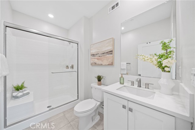 Detail Gallery Image 11 of 44 For 220 Keeper, Irvine,  CA 92618 - 3 Beds | 3/1 Baths