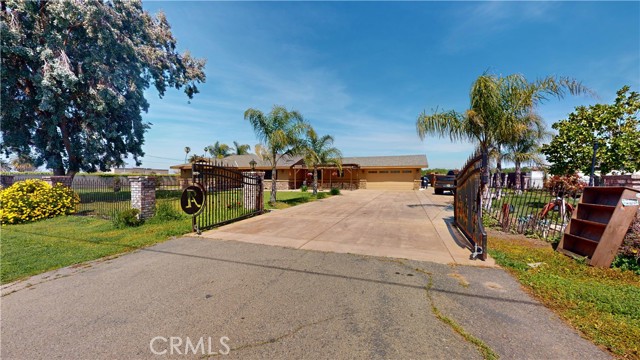 Detail Gallery Image 1 of 31 For 14229 Avenue 23 1/2, Chowchilla,  CA 93610 - 3 Beds | 2/1 Baths