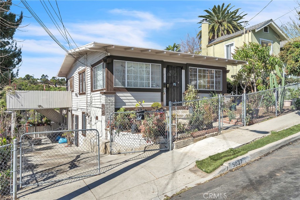 5037 Montezuma Street