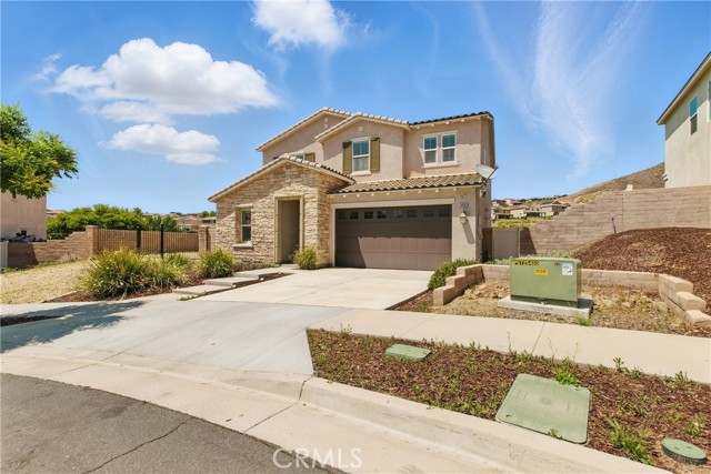 24583 Acadia Drive, Corona CA: https://media.crmls.org/medias/430c251f-a822-4fe3-9c51-3b876f58a600.jpg