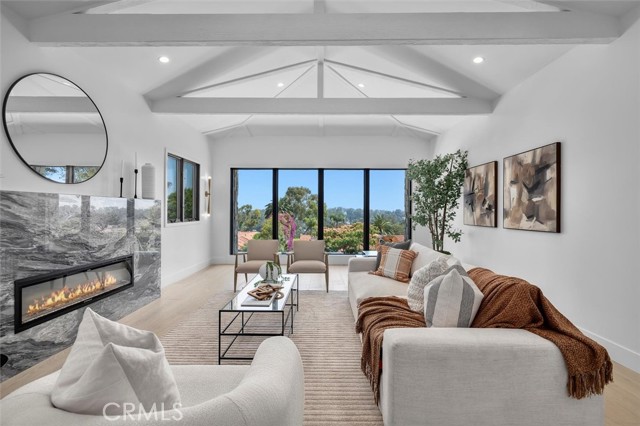 2708 Via Elevado, Palos Verdes Estates CA: https://media.crmls.org/medias/430c9023-620b-4a01-bef8-874d7c6a745a.jpg