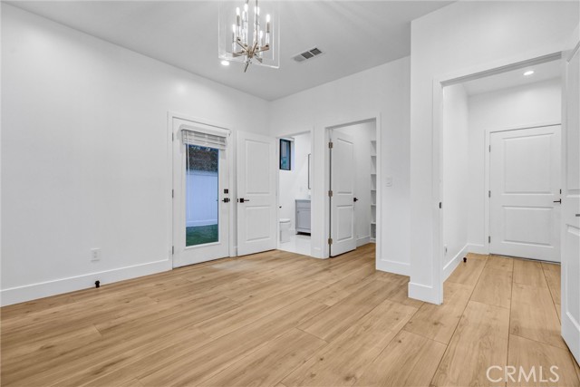 Detail Gallery Image 24 of 31 For 5248 Segals Way, Sherman Oaks,  CA 91411 - 4 Beds | 3/1 Baths