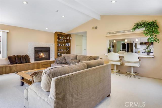 220 Helberta Avenue, Redondo Beach, California 90277, 4 Bedrooms Bedrooms, ,3 BathroomsBathrooms,Residential,Sold,Helberta,PV16158367