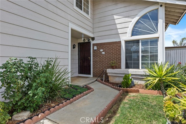 Detail Gallery Image 2 of 62 For 27539 Avenida Interno, Menifee,  CA 92585 - 5 Beds | 3 Baths