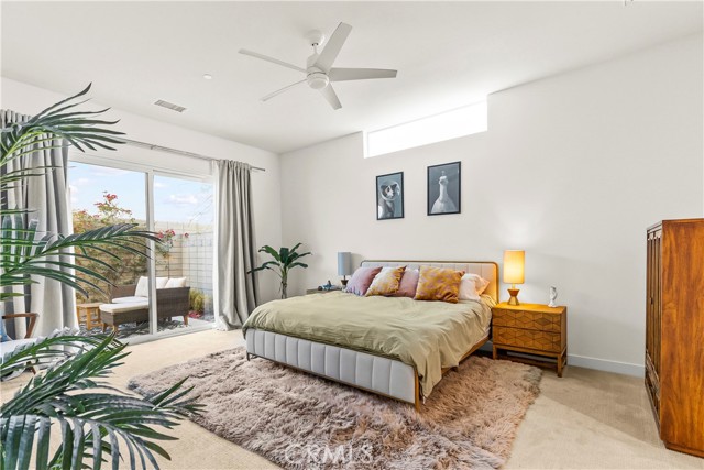 Detail Gallery Image 8 of 35 For 3345 Ambassador Dr, Palm Springs,  CA 92262 - 3 Beds | 2/1 Baths
