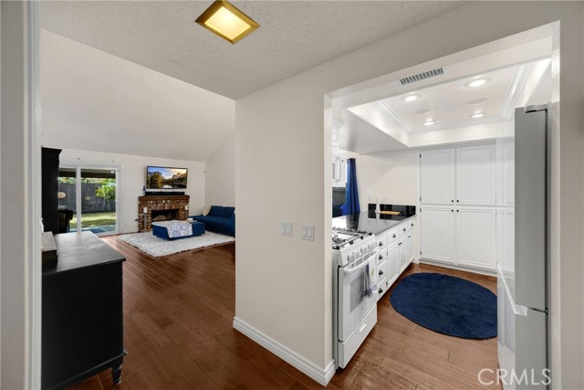 Detail Gallery Image 10 of 31 For 8575 Richwood, Rancho Cucamonga,  CA 91730 - 2 Beds | 2 Baths