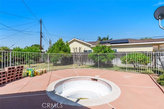 9171 Stanford Avenue, Garden Grove CA: https://media.crmls.org/medias/430e4d33-1521-4b4c-8389-3e96022df601.jpg